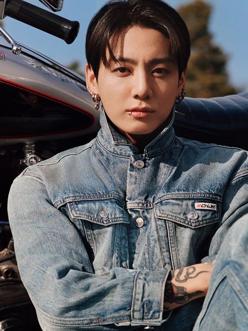 JUNG KOOK