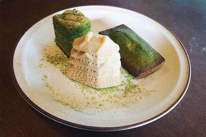 明治の豪商邸宅がカフェに。青もみじが見頃の「竹の丸スイーツカフェ」で至福のお茶時間