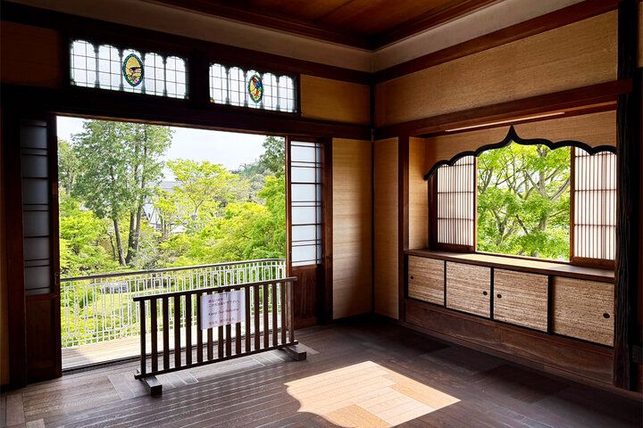 明治の豪商邸宅がカフェに。青もみじが見頃の「竹の丸スイーツカフェ」で至福のお茶時間