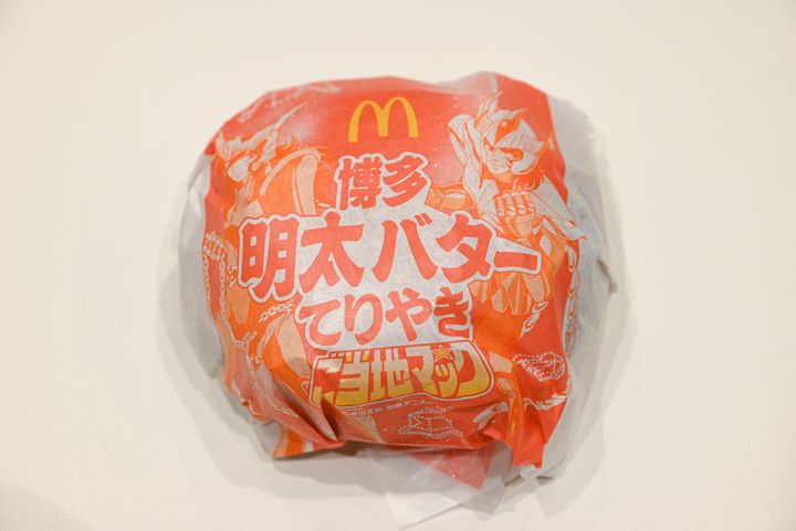 パッケージは「アンドロメダ瞬」＆「フェニックス一輝」！