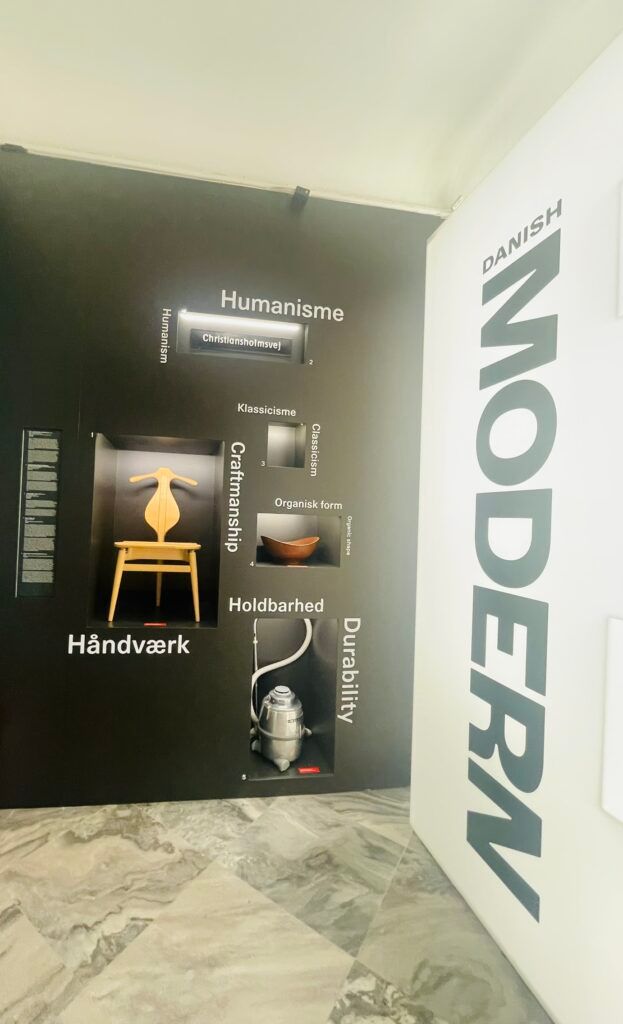 デンマークデザインの展示