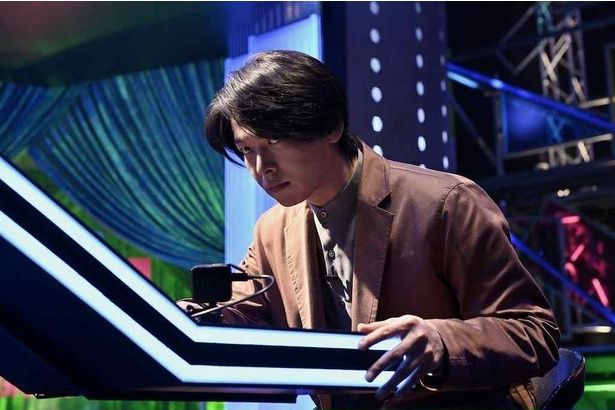  中村倫也と神木隆之介、ムロツヨシ共演の『君のクイズ』は6位スタート [c]2026映画『君のクイズ』製作委員会