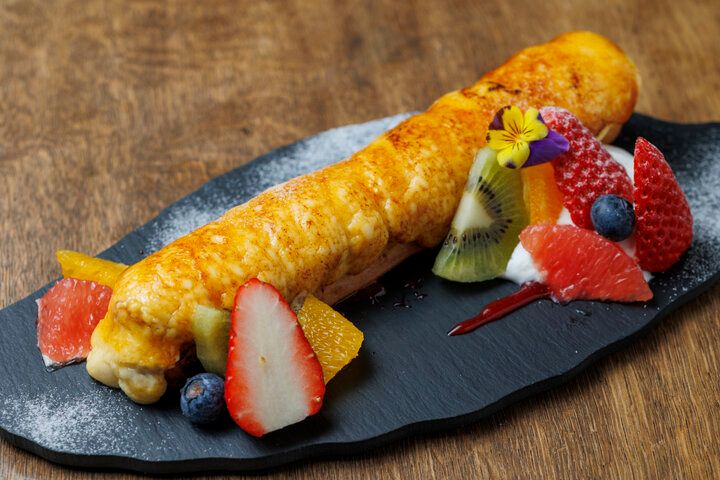 滋賀で人気のエクレアがイートインで楽しめる、近江八幡のレトロカフェ「Cafe Link」