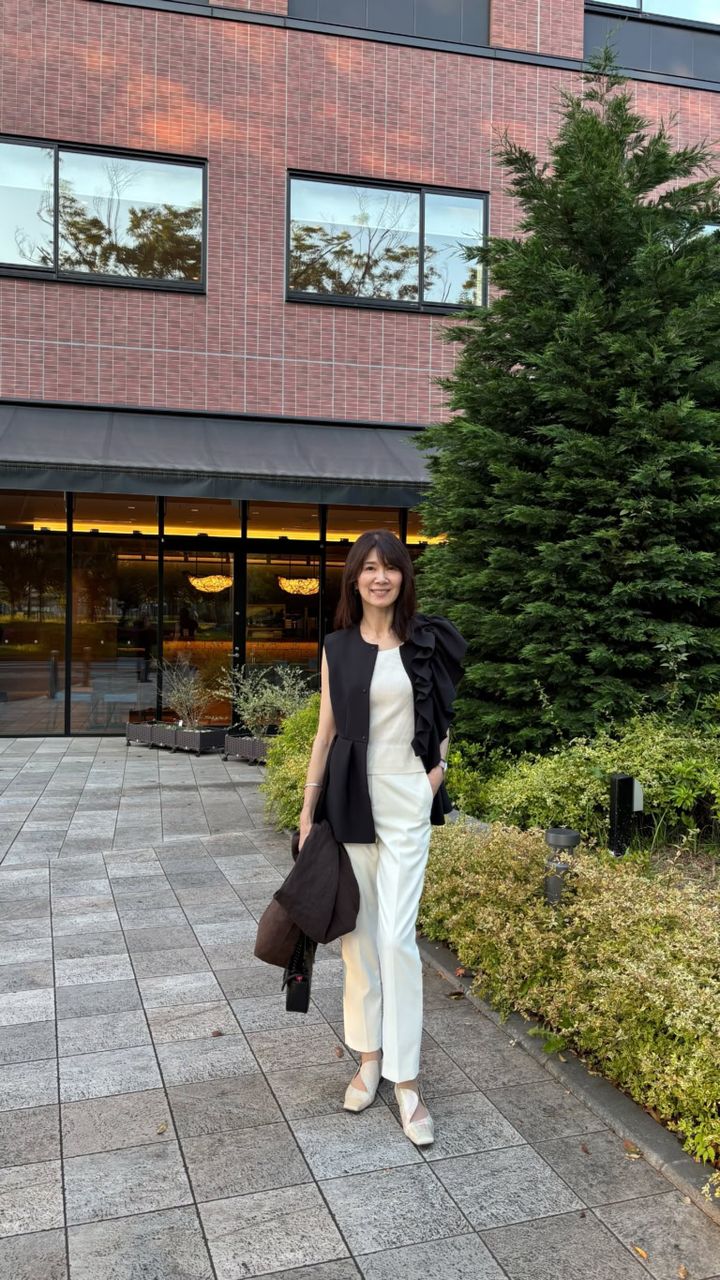 tops : GU、pants : UNIQLO、bag : GUCCI、shoes : manashoes