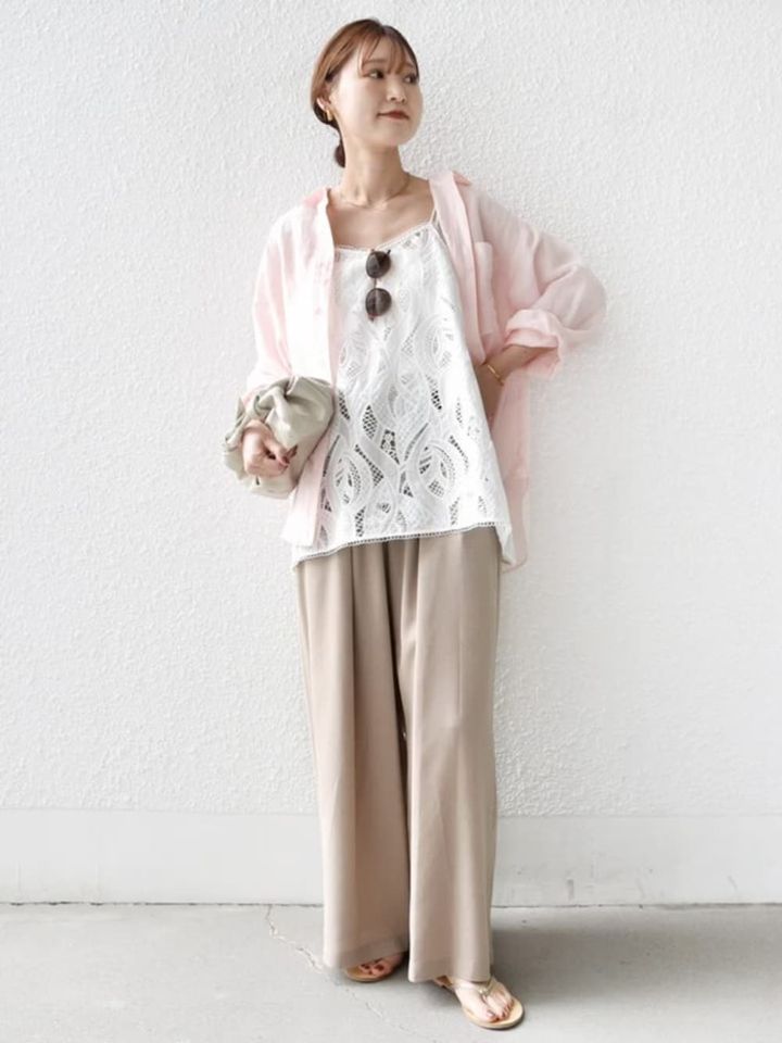淡いピンクの色合いが上品で大人向けです 出典：WEAR
