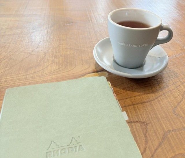ノートとコーヒー