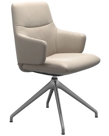 【東京都中央区】北欧の快適チェア「Stressless」×英国モダン照明「Tom Dixon」一夜限定イベント開催