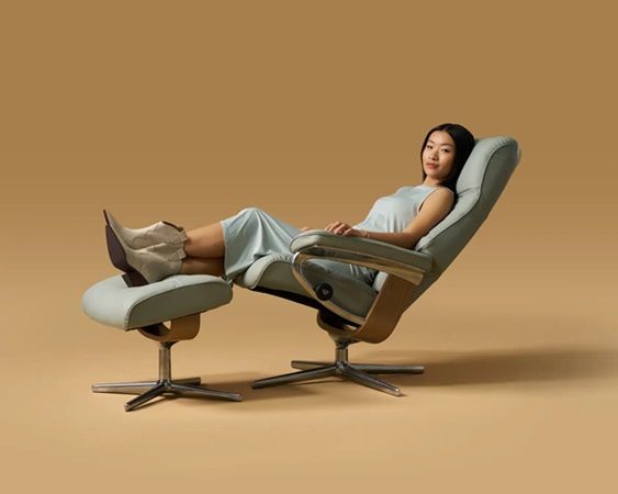 【東京都中央区】北欧の快適チェア「Stressless」×英国モダン照明「Tom Dixon」一夜限定イベント開催