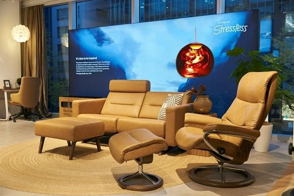 【東京都中央区】北欧の快適チェア「Stressless」×英国モダン照明「Tom Dixon」一夜限定イベント開催