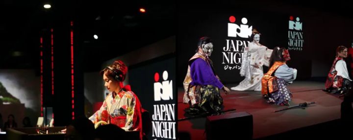 過去のJAPANESE NIGHTイベント会場での和装パフォーマンス実写2カット。着物姿のDJと能面・白装束の舞台演者がステージ上に立つ様子