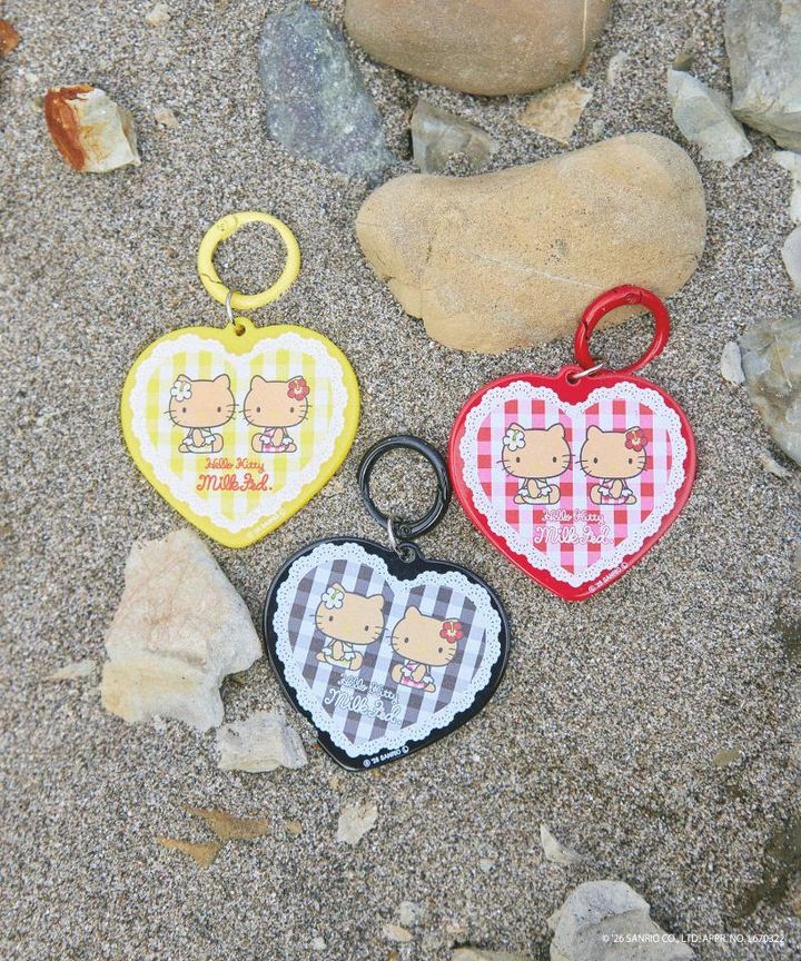 ロサンゼルスのビーチをイメージしたデザインに注目！《MILKFED.》× HELLO KITTY のキュートでトロピカルなコラボアイテムが到着