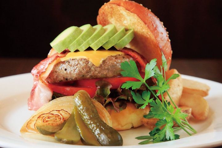 CORNER'S GRILL
