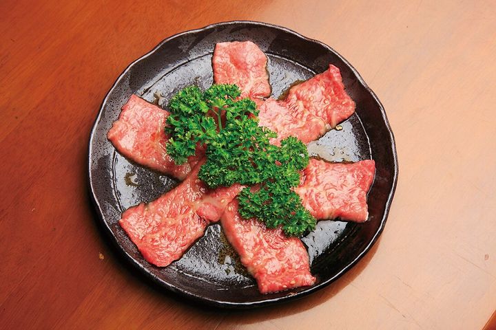 石垣牛炭火焼肉 やまもと
