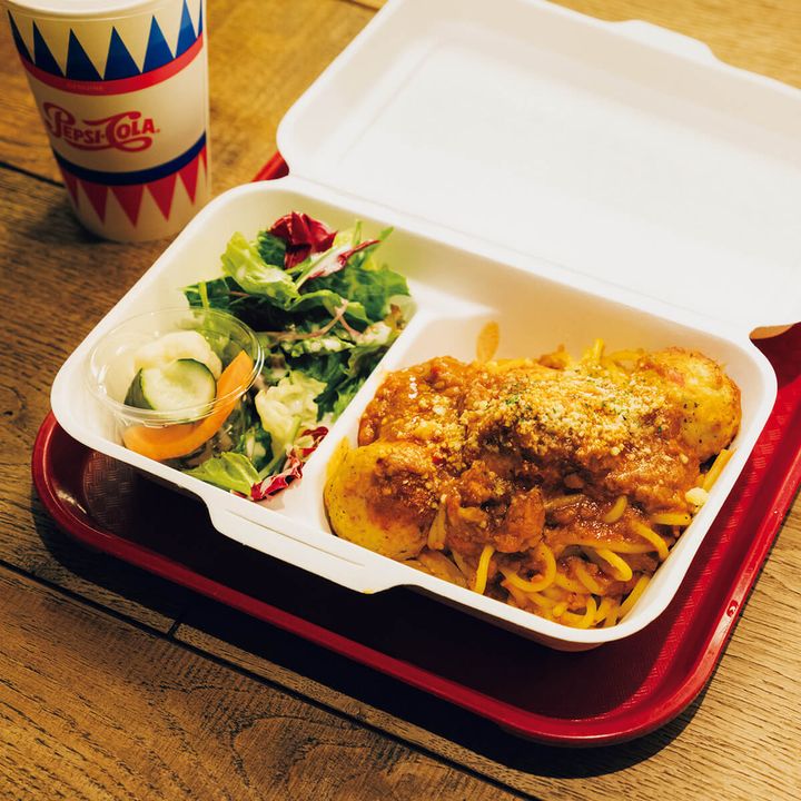 日比谷〈Susan's MEAT BALL〉チリコンカルネソースのボックス