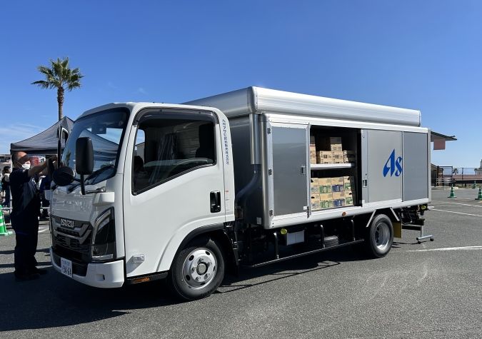 はたらくくるま in 鳥栖プレミアム・アウトレット ボトルカー