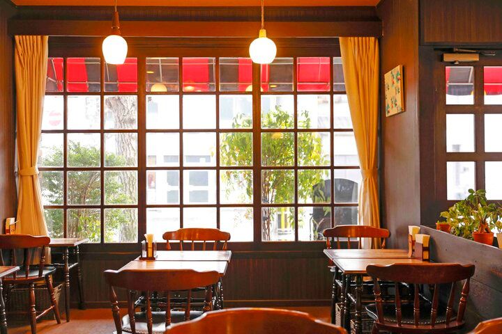 朝も昼も訪れたい♪ 京都・二条城近くの「喫茶チロル」で懐かしの喫茶店メニューを
