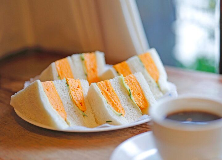 朝も昼も訪れたい♪ 京都・二条城近くの「喫茶チロル」で懐かしの喫茶店メニューを