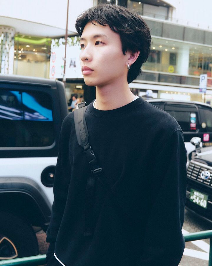 【20代スナップ＠原宿】丈感、サイジングがベストバランスなオールブラックコーデ