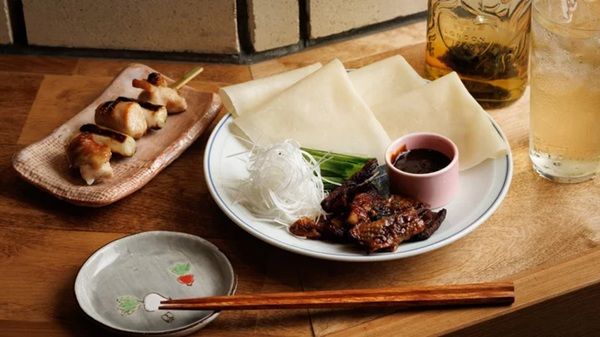 【東京都港区】「焼鳥たぬき」がオープン！「錦爽どり」の焼き鳥から定番居酒屋メニューまで楽しめる