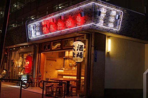 【東京都港区】「焼鳥たぬき」がオープン！「錦爽どり」の焼き鳥から定番居酒屋メニューまで楽しめる