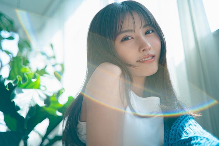 21日発売の「週刊ヤングジャンプ」25号より瀬戸麻衣 （C）U-YA／集英社 width=
