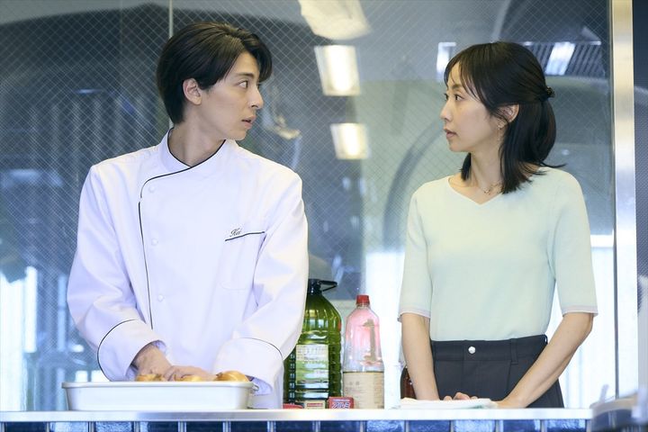 ドラマ『今夜、秘密のキッチンで』第7話より （C）フジテレビ width=