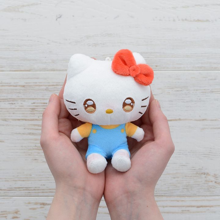 ゆるかわ サンリオキャラクターズ あいぬい ミニぬいぐるみ“ハローキティ” 手のひらサイズ