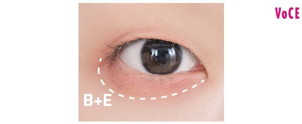 大人の血色ピンクを目袋全体に