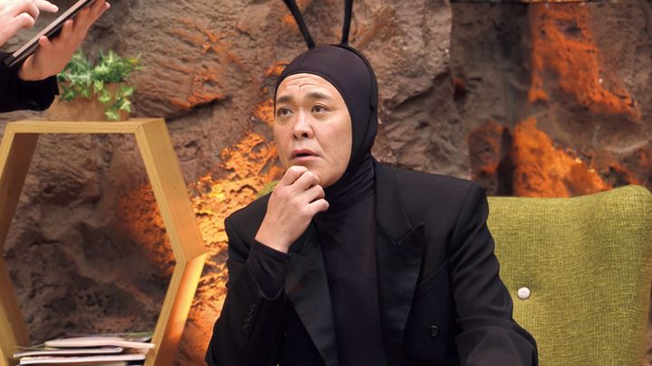 アリに扮した有田哲平