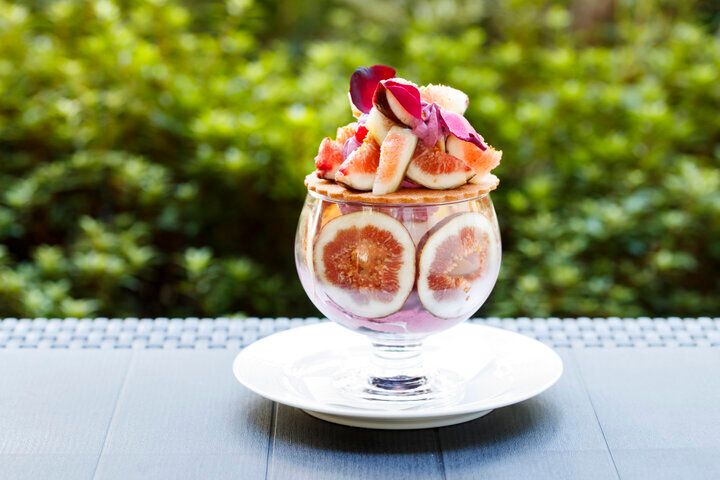 靭公園のバラ散策と一緒に♪ 心ときめくカフェ5選