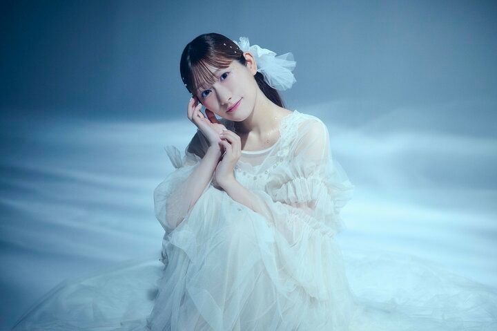 岡咲美保アーティスト写真