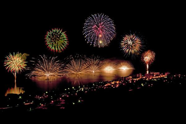【北海道壮瞥町】洞爺湖 鶴雅リゾート 洸の謌と花火大会会場を結ぶ、宿泊者限定無料送迎バス運行！