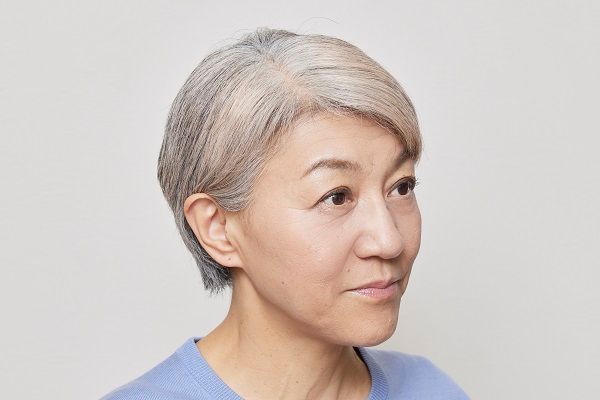 そもそも日本人の白髪は「黄ばみ」がち！