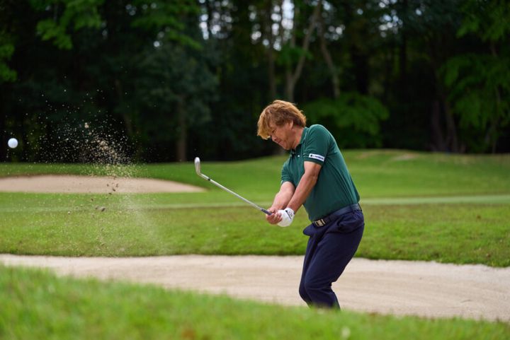 スクエアに打つだけ！ “渓谷”ソールのウエッジはバンカー脱出が超簡単