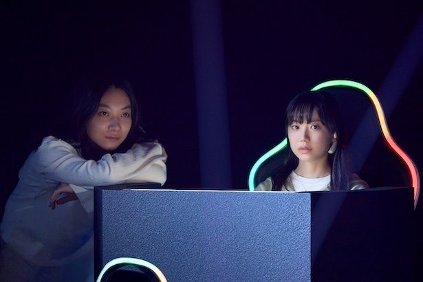 映画『ミステリー・アリーナ』の場面写真 (C)2026 Amazon Content Services LLC or its Affiliates. All rights reserved.