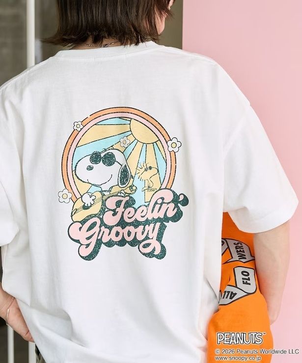 「スヌーピーポッププリント半袖Tシャツ(オフホワイト)」(4994円)