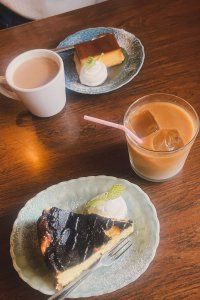 ＜京都五条＞町屋を改装した喫茶で濃厚バスクチーズケーキを味わう日【FUDGENA：おおえさきの週末京都クリップ vol.36】