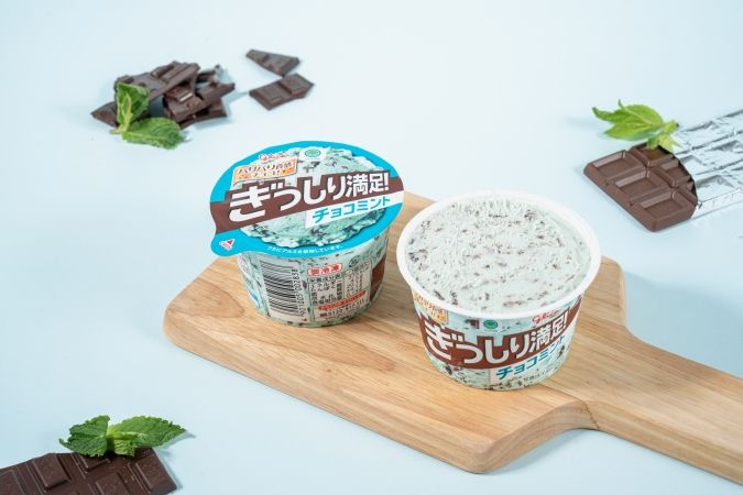 ファミリーマート「ぎっしり満足！ チョコミント」