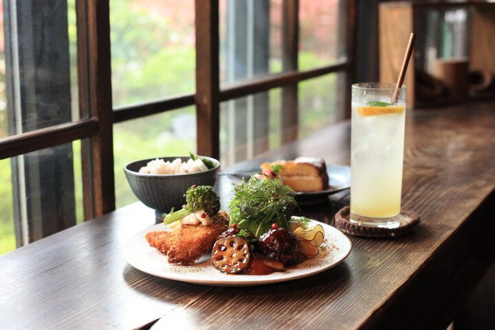 発酵の美味しさが詰まった料理でおもてなし。「かもそう食堂」で楽しむ味噌蔵の町、愛知・武豊の食