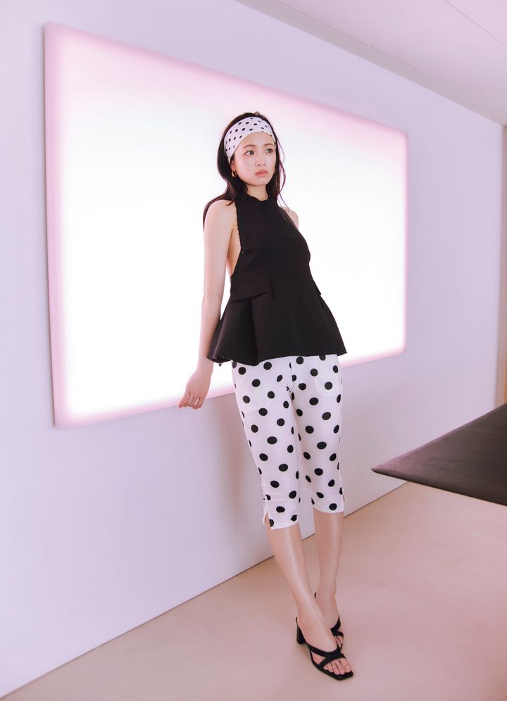 横田真悠 カバーガール