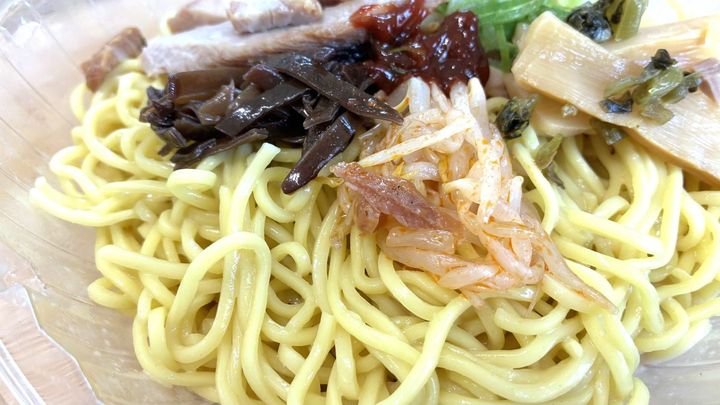 「一生食わん」「うまい」と賛否両論! 【ファミマ】あの超有名店とのコラボ商品はおいしいのかリアル食レポしてみた
