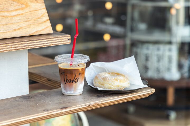 ふんわりドーナツと香り豊かなコーヒーを♪愛知・蒲郡の「八百富珈琲」