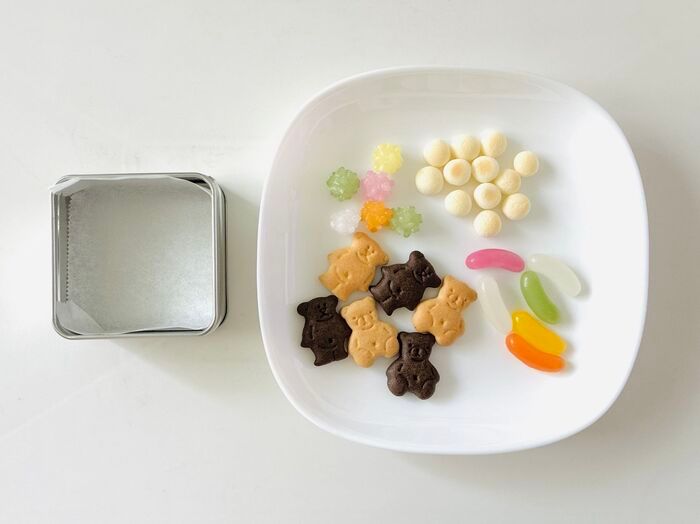 缶に詰めるだけで…かわいすぎる『スナック缶』ができちゃった！これはハマること間違いなし♡