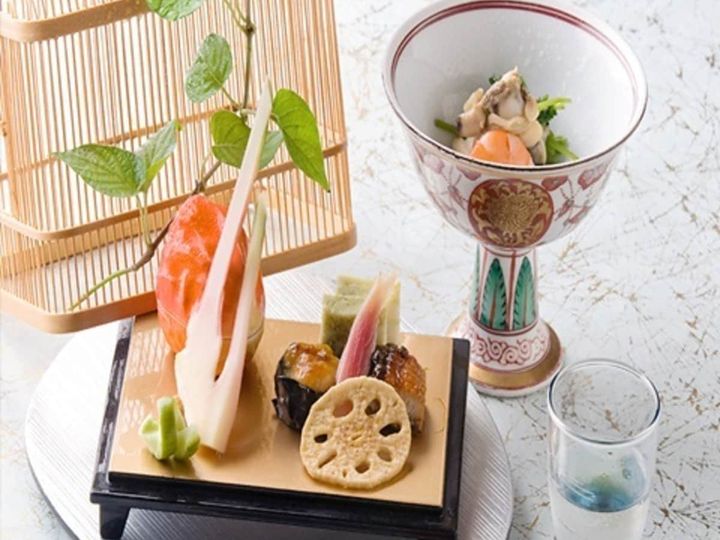 自慢の季節の会席料理