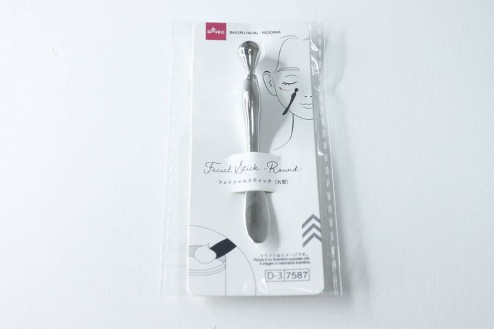 フェイシャルスティック（丸型） パッケージ
