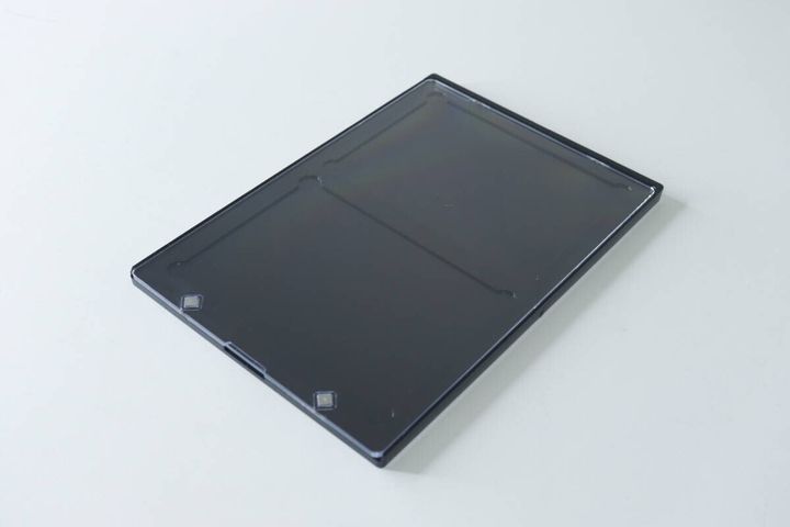 ダイソーのマグネットカードローダー（2連、黒）のビジュアル