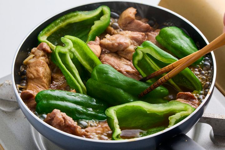 豚肉とピーマンのウスターソース煮