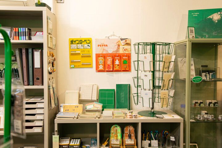 韓国・台湾の珍しい文具も。緑色好き店長がセレクトした、ときめき文具雑貨店 | 参宮橋「greenery」