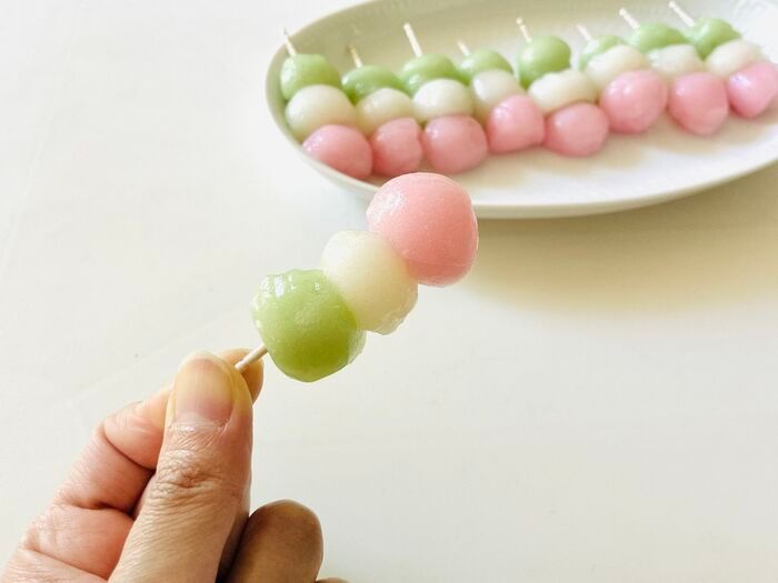 スーパーの『3色団子』を大量生産する方法。このサイズ感がちょうどいいんです♪