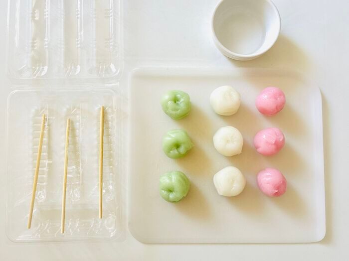 スーパーの『3色団子』を大量生産する方法。このサイズ感がちょうどいいんです♪